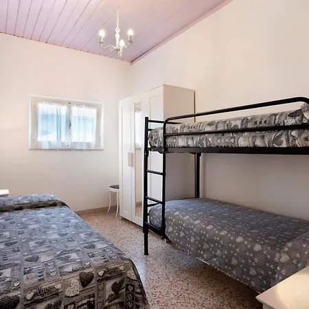 Casa Lavanda Vicino Al Mare Massa (Tuscany)
