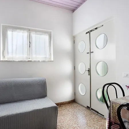 Casa Lavanda Vicino Al Mare Apartment *